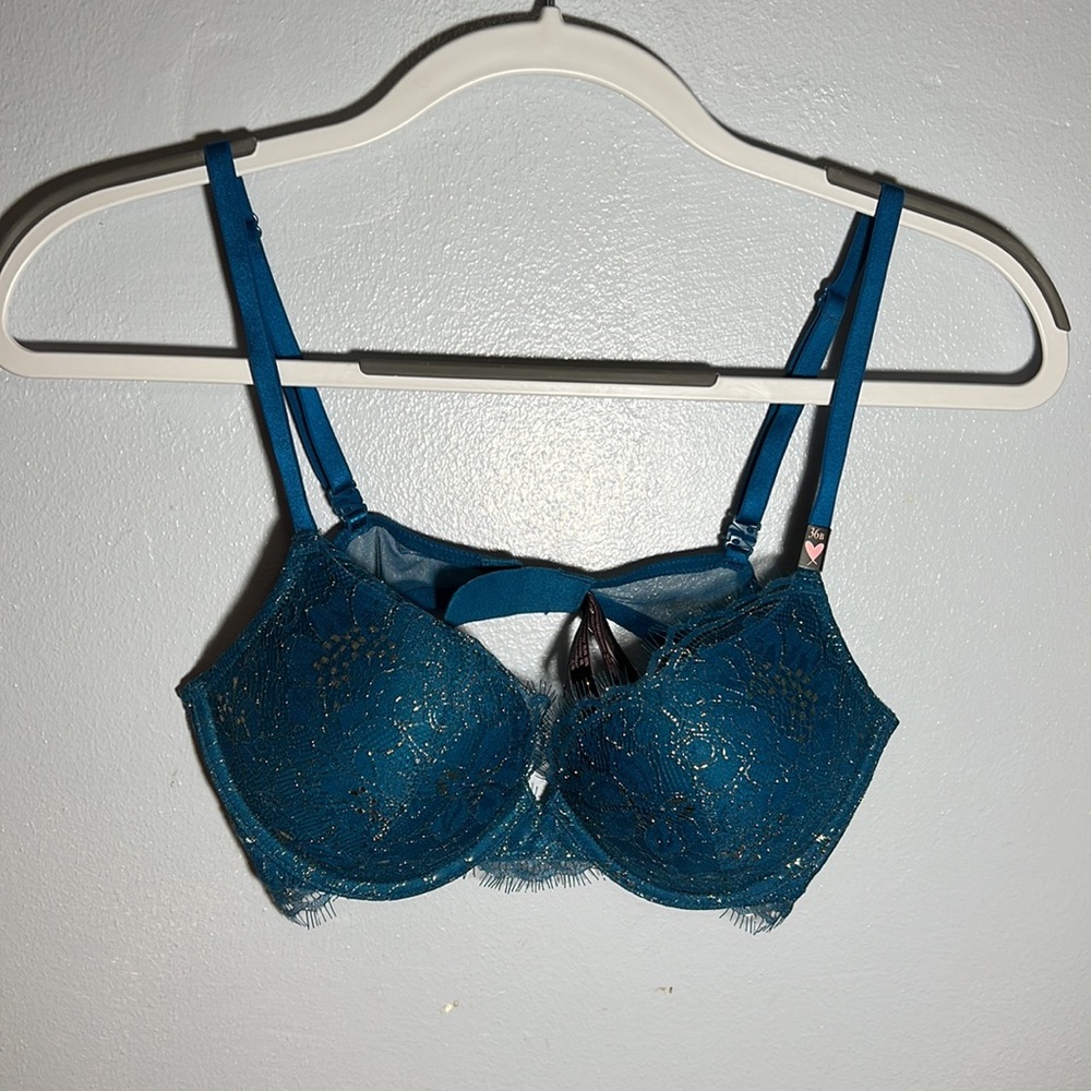 NWT Victoria Secret Very Sexy Push-up Bra 36B Lace Shimmer Blue Sapphire